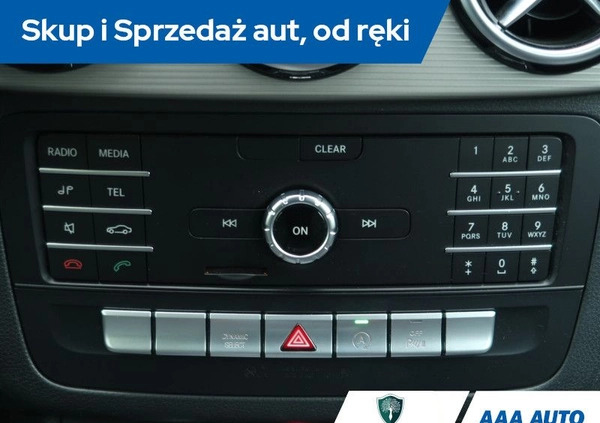 Mercedes-Benz Klasa B cena 69000 przebieg: 88953, rok produkcji 2018 z Racibórz małe 379